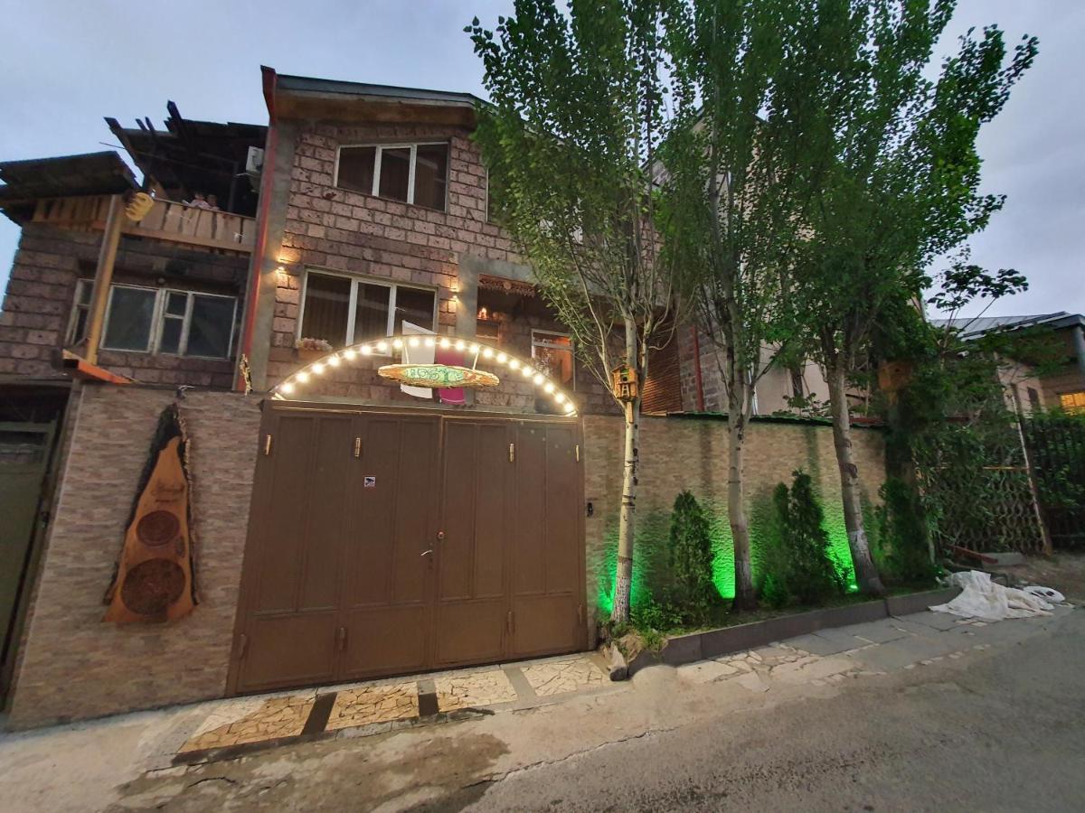 Capsule Hostel In Center Yerevan Exterior photo